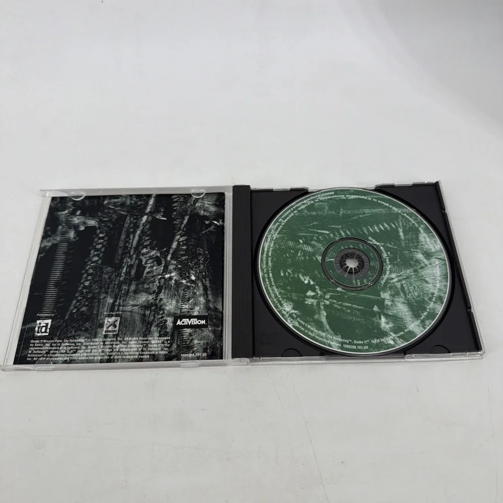 Quake 2 Mission Pack: The Reckoning PC. Original Big Box. Complete